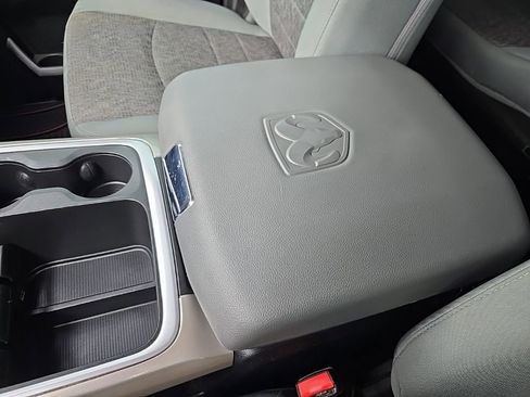 Used 2018 RAM 2500 Big Horn w/ Harvest Edition image 36