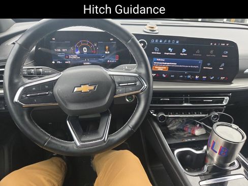 Used 2024 Chevrolet Traverse LT w/ Trailering Package image 16