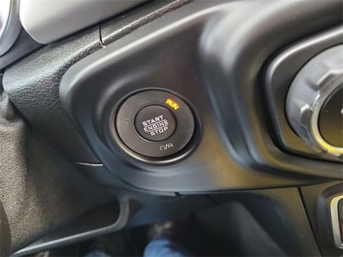 Used 2020 Jeep Wrangler Unlimited Willys image 18