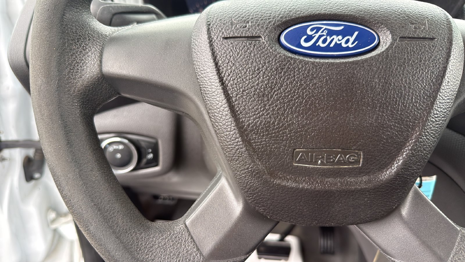 Used 2015 Ford Transit Connect XL FWD image 6
