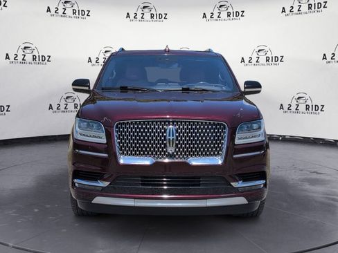 Used 2020 Lincoln Navigator L Reserve w/ Luxury Package AWD/4WD image 2