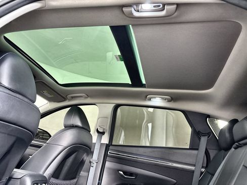 Used 2024 Hyundai Tucson Limited FWD image 16