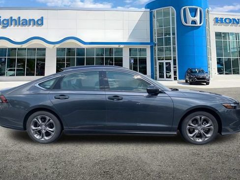 Used 2024 Honda Accord EX image 5