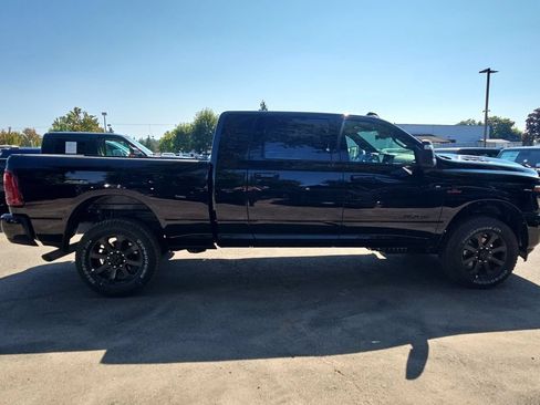New 2026 RAM 2500 Laramie w/ Night Edition AWD/4WD image 8