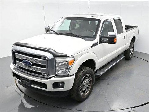 Used 2016 Ford F250 Platinum w/ Snow Plow Prep Package image 31