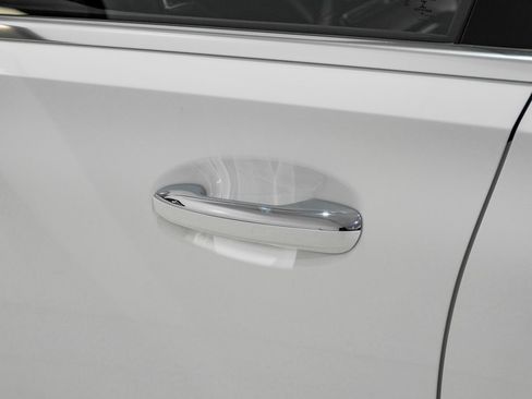 Used 2022 Mercedes-Benz C 300 Sedan image 31