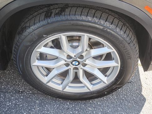 Used 2023 BMW X5 sDrive40i w/ Executive Package image 9