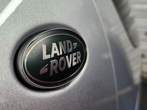Used 2018 Land Rover Discovery HSE image 60