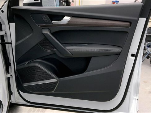 Used 2025 Audi Q5 2.0T Premium Plus w/ Premium Plus Package image 26