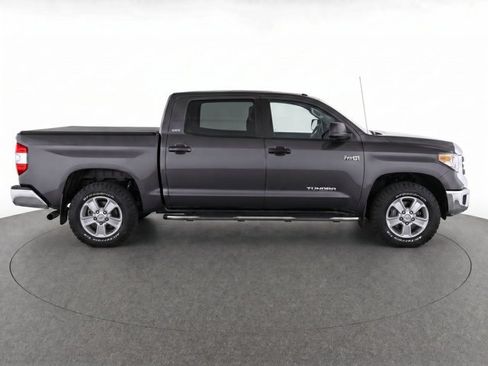 Used 2016 Toyota Tundra SR5 AWD/4WD image 8