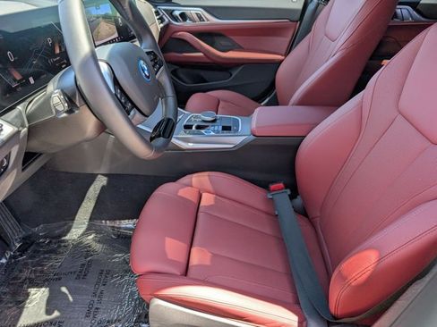 Used 2025 BMW i4 eDrive40 RWD image 17