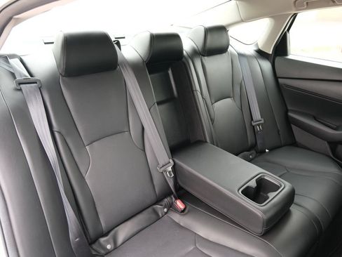 Used 2023 Honda Accord EX-L image 30