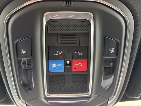 New 2026 Jeep Cherokee Laredo image 20