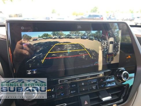 Used 2022 Toyota Highlander Limited AWD/4WD image 30