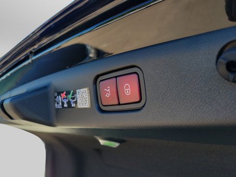 Certified 2026 Mercedes-Benz E 350 Sedan image 33