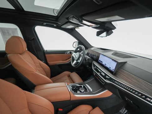 Used 2024 BMW X5 sDrive40i w/ M Sport Package image 20