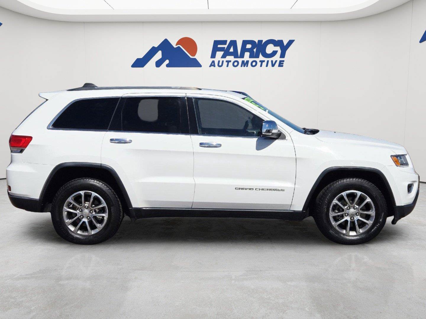 Used 2015 Jeep Grand Cherokee Limited AWD/4WD image 7