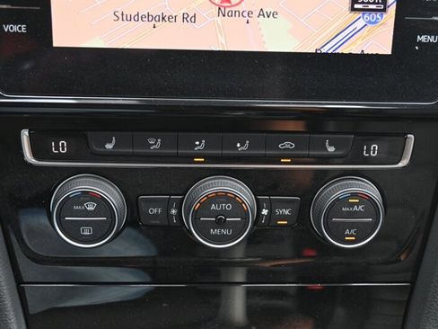 Used 2019 Volkswagen Golf R 4-Door image 36