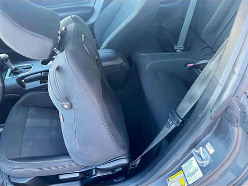 Used 2021 Ford Mustang Coupe image 23