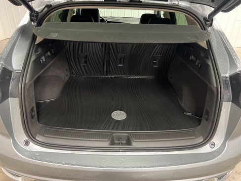 Certified 2023 Buick Envision Avenir image 6