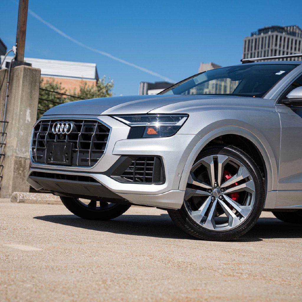 Used 2019 Audi Q8 Premium Plus AWD/4WD image 3