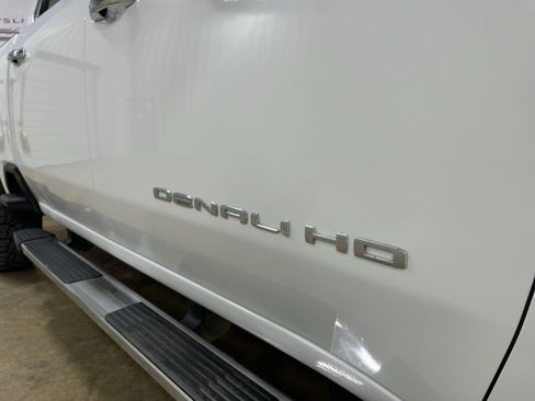 Used 2020 GMC Sierra 2500 Denali w/ Denali Ultimate Package AWD/4WD image 30