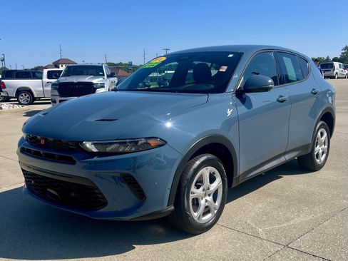Used 2024 Dodge Hornet GT w/ Tech Pack w/o Parking AWD/4WD image 3