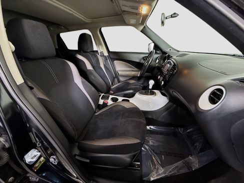 Used 2017 Nissan Juke SV image 29