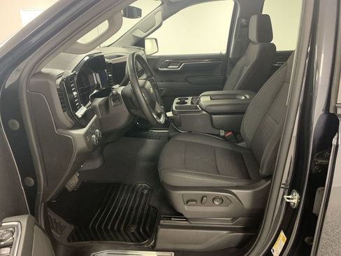 Used 2023 Chevrolet Silverado 1500 LT AWD/4WD image 10
