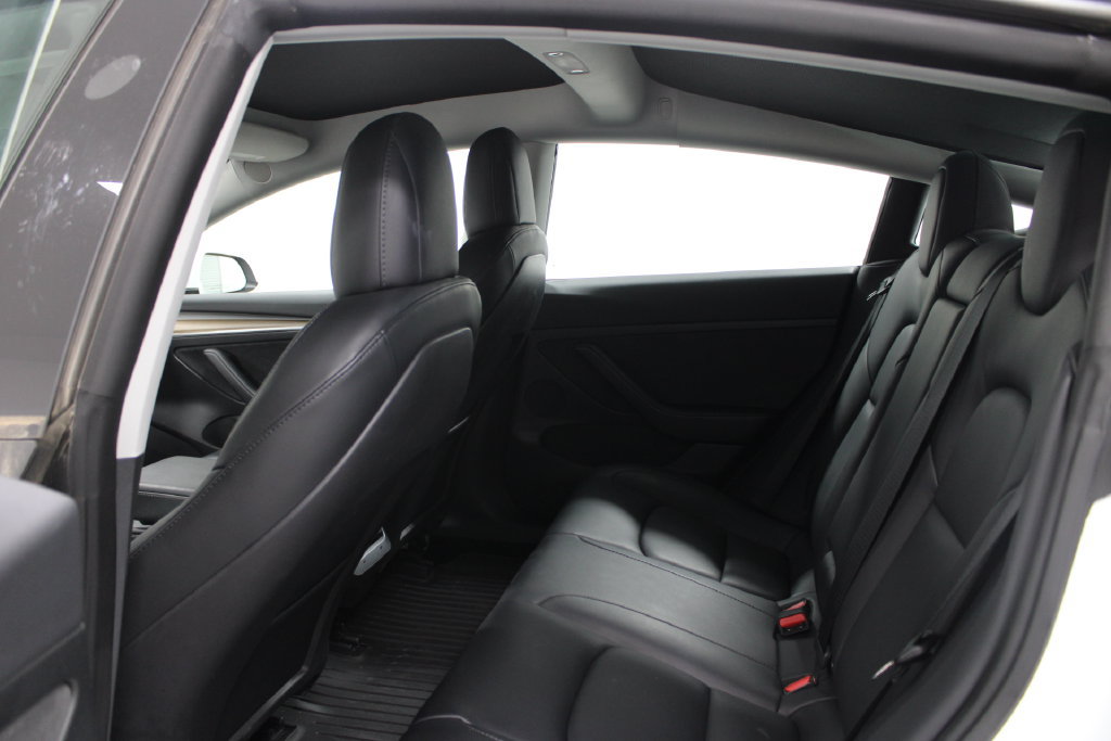 Used 2023 Tesla Model 3 Standard Range RWD image 23
