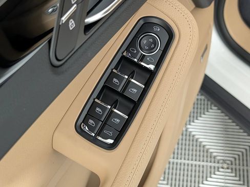New 2026 Porsche Macan AWD/4WD image 27