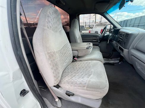 Used 2000 Ford F350 4x4 Regular Cab DRW Super Duty image 40