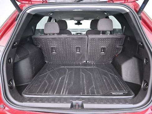 Used 2021 Chevrolet Equinox LT image 42