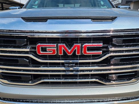 New 2026 GMC Sierra 1500 SLT w/ SLT Premium Plus Package image 10