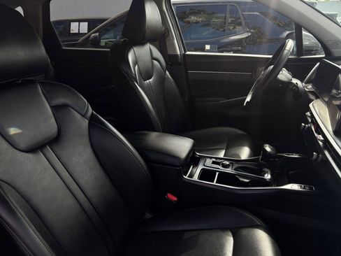 Used 2024 Kia Sorento S image 39