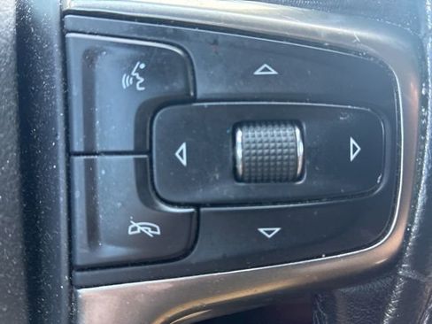 Used 2020 Chevrolet Silverado 1500 LT w/ All-Star Edition AWD/4WD image 17