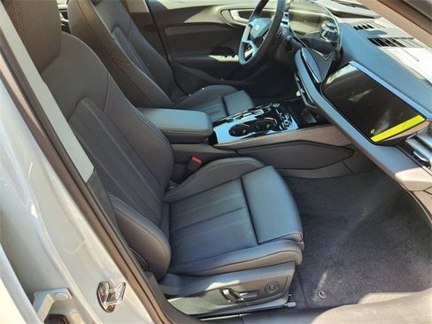 New 2025 Audi A5 2.0T Prestige image 13