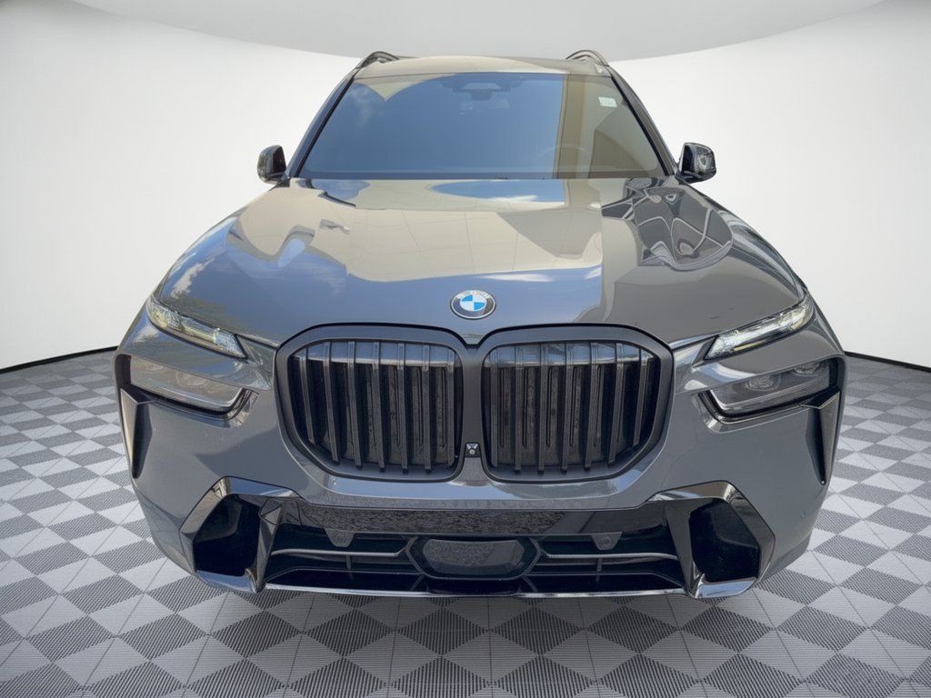 Used 2024 BMW X7 xDrive40i w/ Executive Package AWD/4WD image 6