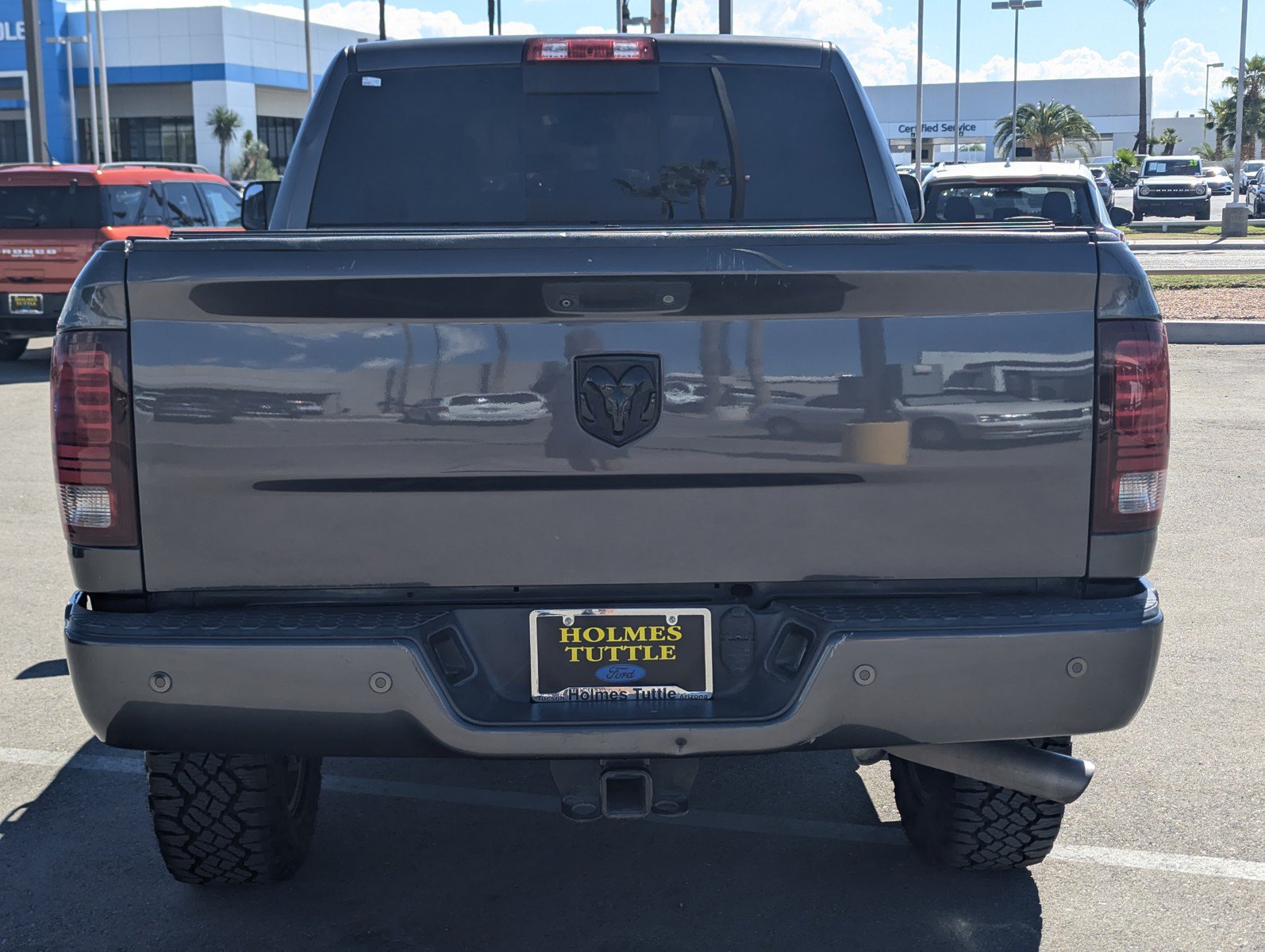 Used 2018 RAM 2500 Laramie w/ Sport Appearance Group AWD/4WD image 3