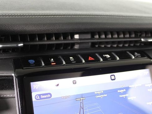 Used 2023 Jeep Grand Cherokee 30th Anniversary image 25