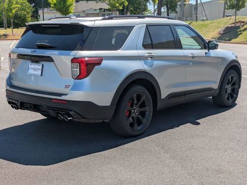 Used 2020 Ford Explorer ST w/ ST Street Pack image 4