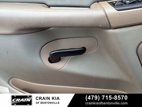 Used 2006 Chevrolet Silverado 1500 LT w/ Onstar Plus Package AWD/4WD image 13