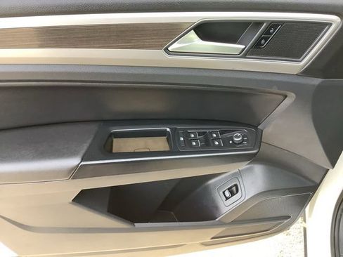 Used 2019 Volkswagen Atlas SE w/ Towing Package image 23