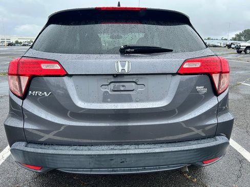 Used 2018 Honda HR-V EX image 5