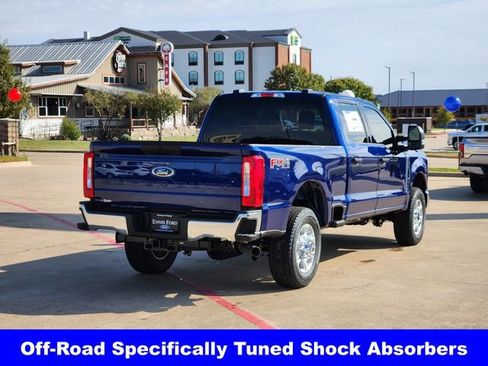 New 2026 Ford F250 XLT w/ FX4 Off-Road Package image 7