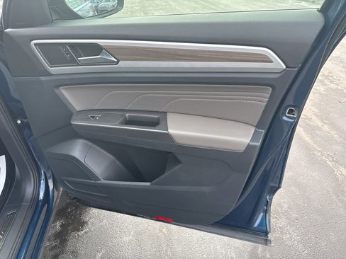 Used 2022 Volkswagen Atlas SEL image 25