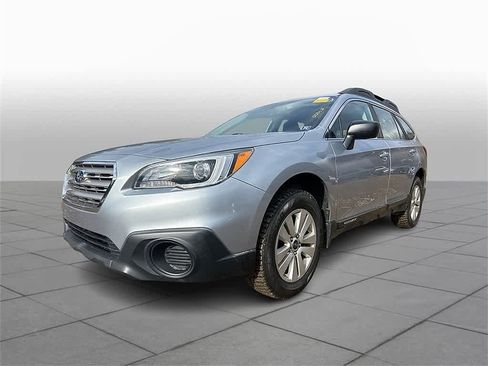 Used 2017 Subaru Outback 2.5i image 1
