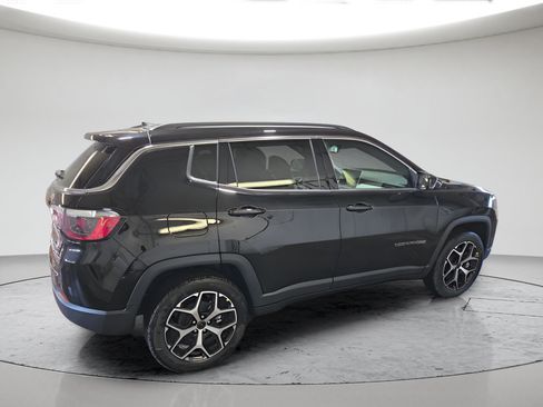 New 2026 Jeep Compass Limited AWD/4WD image 2