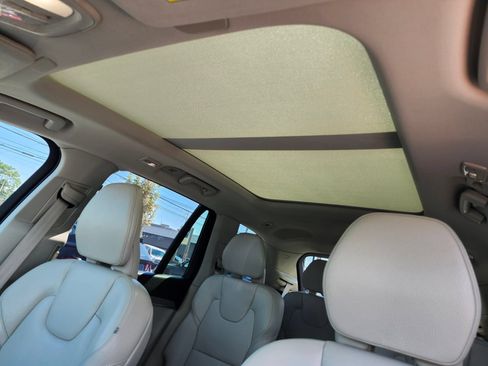 Used 2025 Volvo XC90 T8 Plus w/ Protection Package Premier AWD/4WD image 20