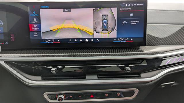 Used 2024 BMW X7 M60i AWD/4WD image 32